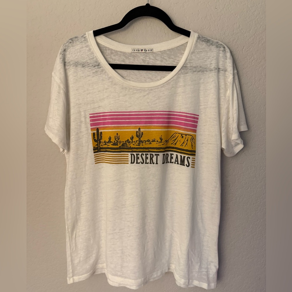 Junk Food Desert Dreams Graphic T-Shirt Medium Western